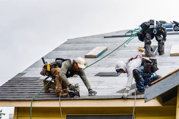 Professional Gutter Installation technician working in Basking Ridge, NJ
